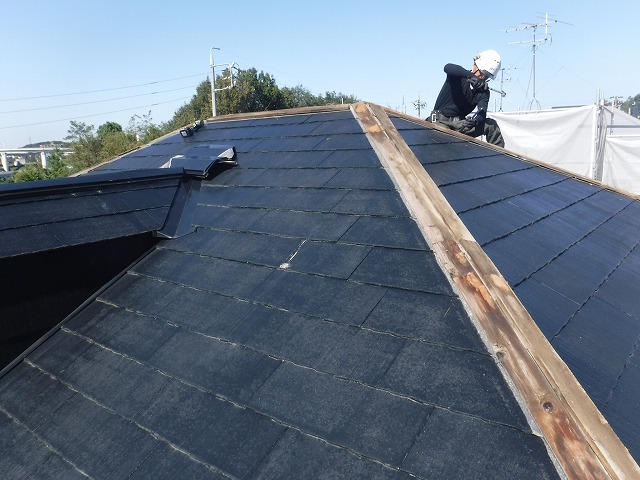 交換予定の貫板